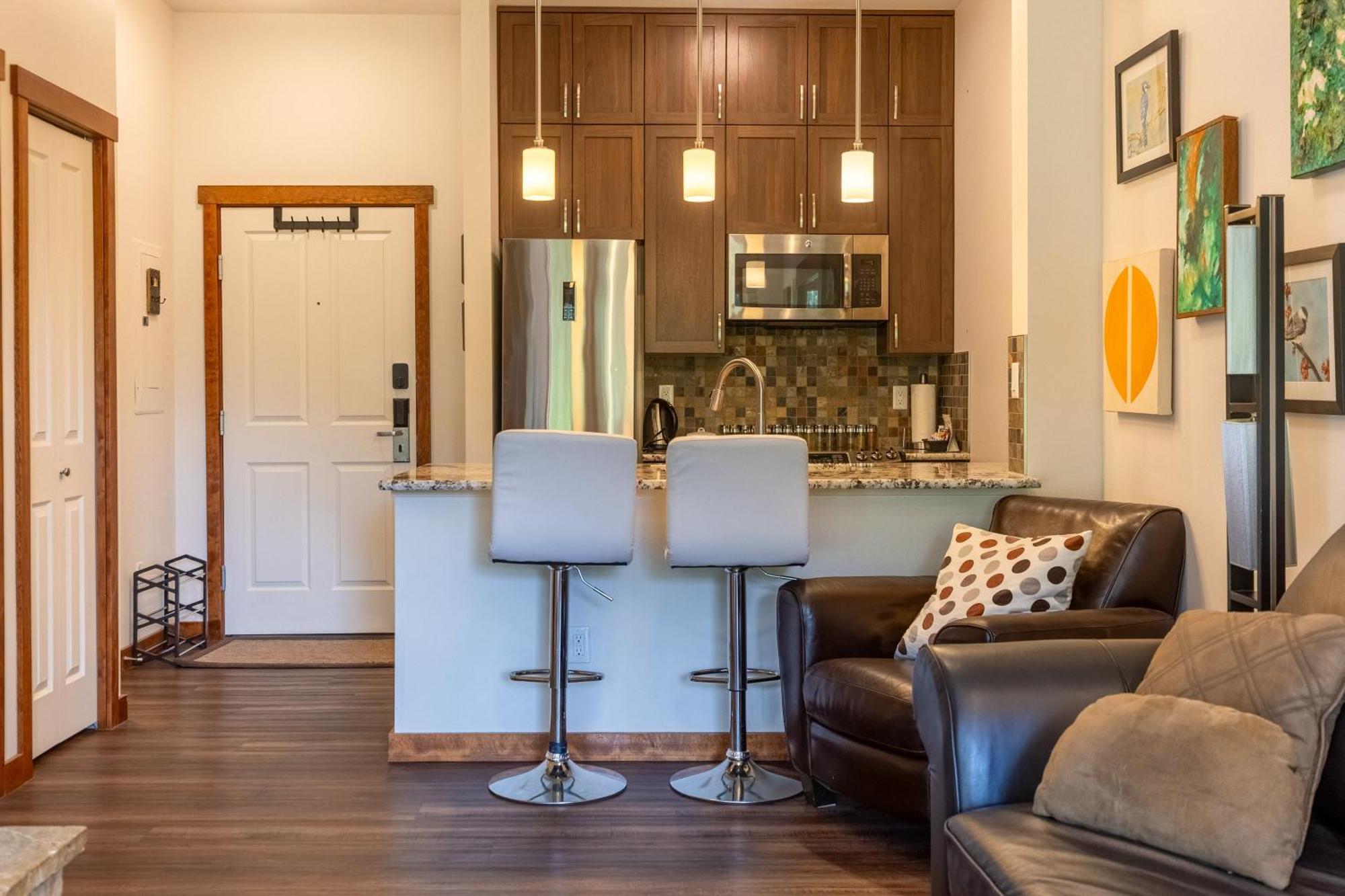 Snow Creek Lodge By Fernie Central Reservations المظهر الخارجي الصورة