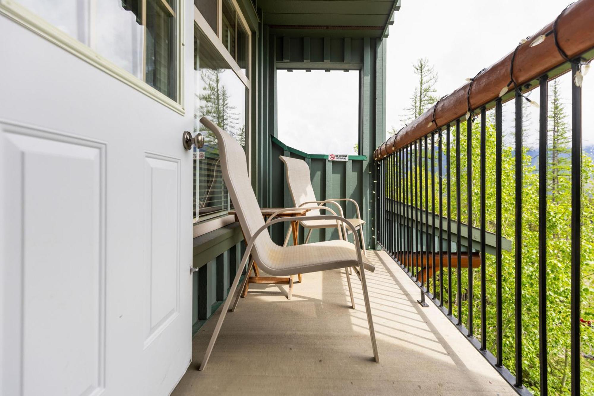 Snow Creek Lodge By Fernie Central Reservations المظهر الخارجي الصورة